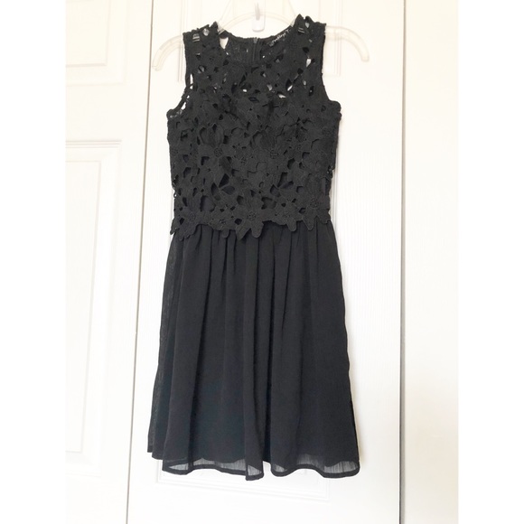 Penelope Tree Other - Penelope Tree Crochet/Lace Top Dress
